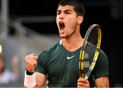 体育一鸣惊人 雅典奥运会邢慧娜创造中国田径历史